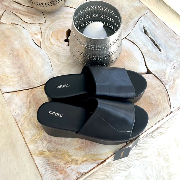 NWT FOREVER 21 PLATFORM SLIDES🦋🦋🦋 - Picture 9 of 11